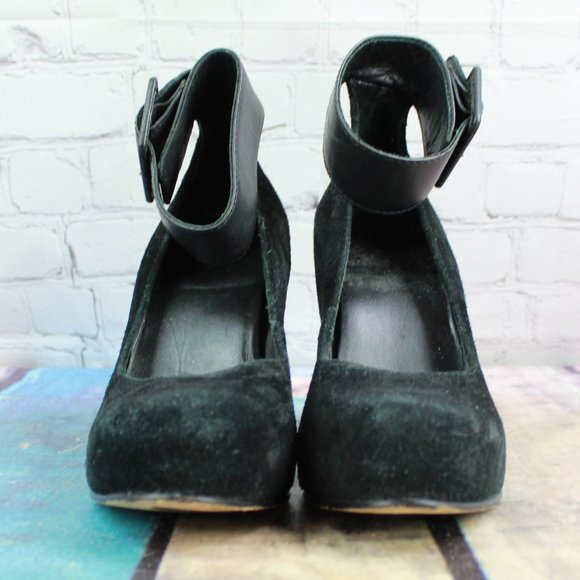 LL Bean Black Suede Signature Ankle Strap Pump Heel Size 7.5 M - Picture 4 of 9